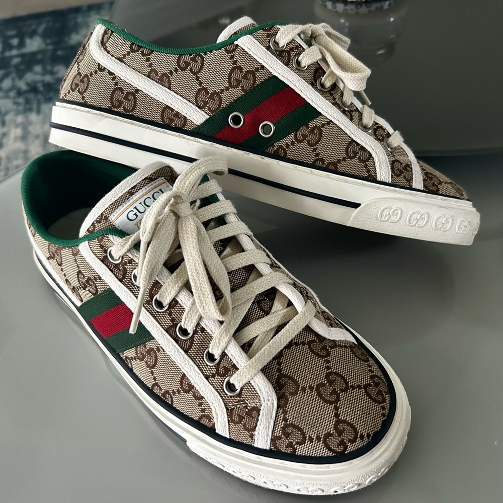 Women’s GUCCI 1977 Tennis Shoes MINT Sz. 8 38